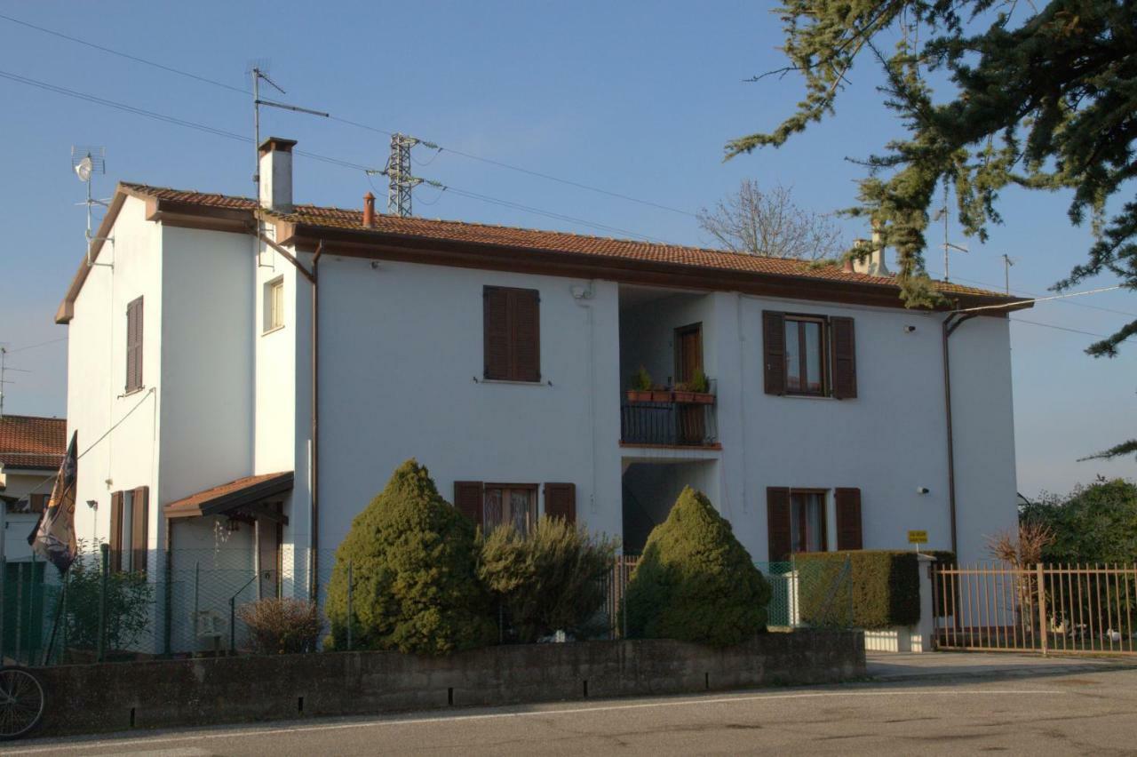 Casa Giuliano Apartment Pincara ภายนอก รูปภาพ